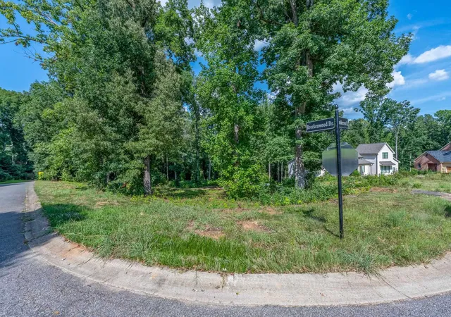 1st image of 645 Breckenwood Dr, Spartanburg, SC 29301 | MLS# SPN340888