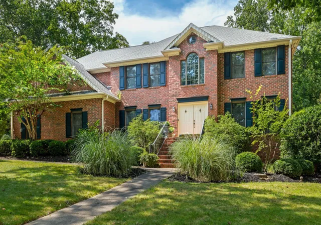 Photo 1 of Single family home for sale at 220 Hillsboro Trace, Spartanburg, SC 29301 | MLS# SPN340893 | Listing updated on 2026-08-28