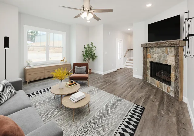 Photo 2 of Single family home for sale at 1320 Shoresbrook Rd, Spartanburg, SC 29301 | MLS# SPN340897 | Listing updated on 2026-08-25