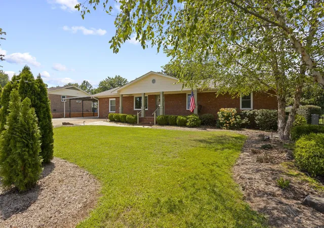 Photo 2 of Single family home for sale at 137 Northview St, Lyman, SC 29365 | MLS# SPN340909 | Listing updated on 2026-08-25