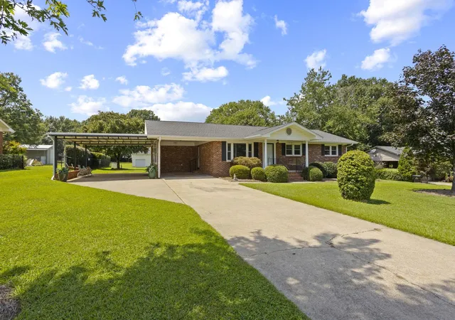 Photo 3 of Single family home for sale at 139 Northview St, Lyman, SC 29365 | MLS# SPN340911 | Listing updated on 2026-08-25