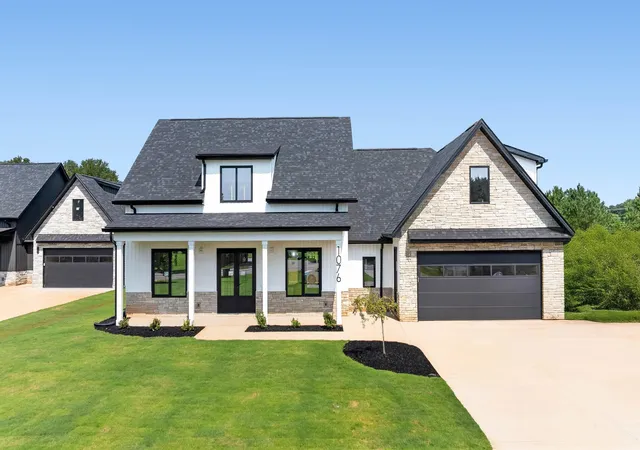 Photo 1 of Single family home for sale at 1076 John Dodd Rd, Spartanburg, SC 29303 | MLS# SPN340913 | Listing updated on 2026-08-26