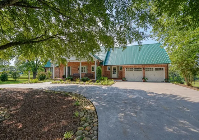 2nd image of 688 Corinth Rd, Gaffney, SC 29340 | MLS# SPN340935