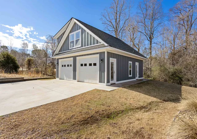 Photo 3 of Single family home for sale at 814 Campobello Gramling School Rd, Campobello, SC 29322 | MLS# SPN340937 | Listing updated on 2026-09-02