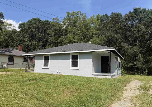 Photo 1 of Sale Pending at 683 685 Beaumont Ave, Spartanburg, SC 29303 | MLS# SPN340948 | Listing updated on 2026-09-04