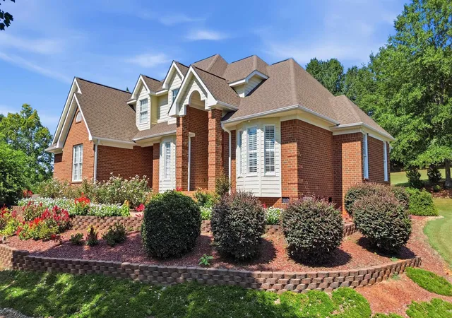 Photo 2 of Single family home for sale at 424 Harbour View Dr, Chesnee, SC 29323 | MLS# SPN340954 | Listing updated on 2026-10-09