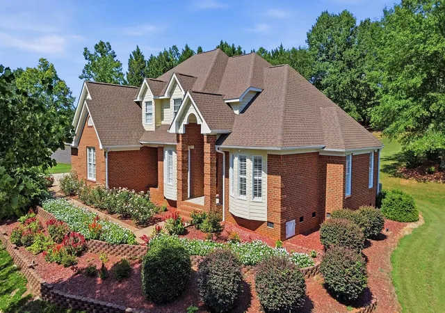 Photo 2 of Single family home for sale at 424 Harbour View Dr, Chesnee, SC 29323 | MLS# SPN340954 | Listing updated on 2026-10-09
