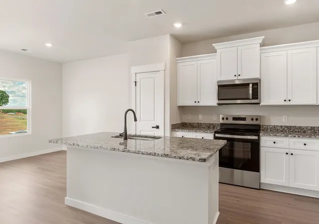 4th image of 415 West Claywalk Rd, Woodruff, SC 29388 | MLS# SPN340955