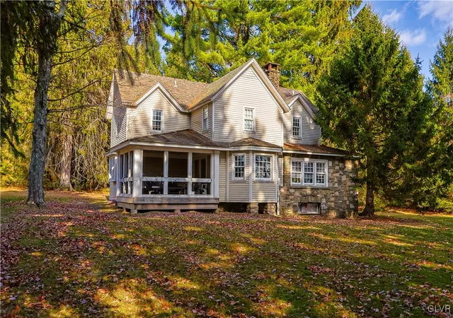 Photo 2 of Sale Pending at 2872 Route 390, Canadensis, PA 18325 | MLS# 755091 | Listing updated on 2026-08-17
