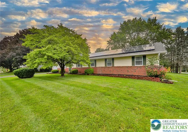 Photo 1 of Single family home for sale at 1502 2nd St, Bethlehem, PA 18020 | MLS# 760033 | Listing updated on 2026-08-17