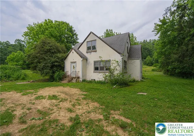 2nd image of 79 Mountain Lake Rd, Belvidere, NJ 07823 | MLS# 761536