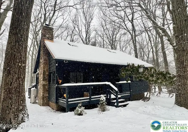 Photo 2 of Single family home for sale at 24 Split Rock Rd, Kidder Twp, PA 18624 | MLS# 769431 | Listing updated on 2026-08-24