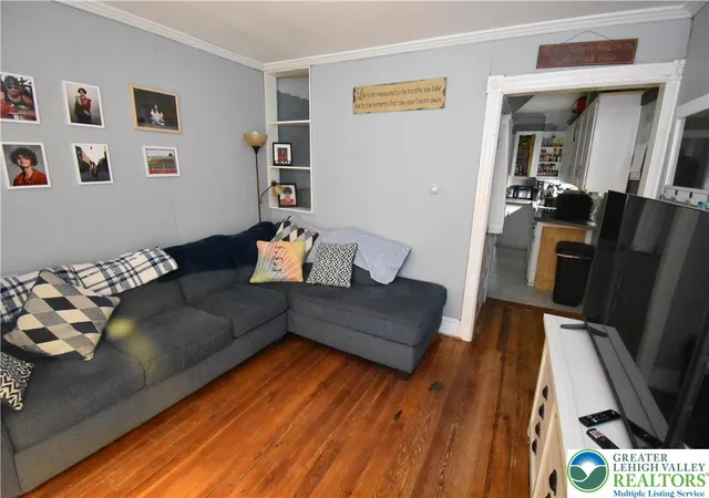 Photo 3 of Townhouse for sale at 677 Sassafras St, Easton, PA 18042 | MLS# 773353 | Listing updated on 2026-08-22