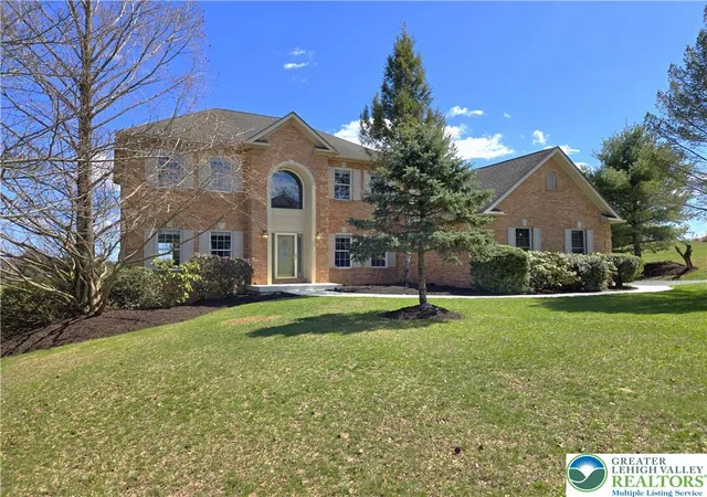 Photo 1 of Single family home for sale at 4123 Wyndemere Cir E, Schnecksville, PA 18078 | MLS# 773905 | Listing updated on 2026-10-01