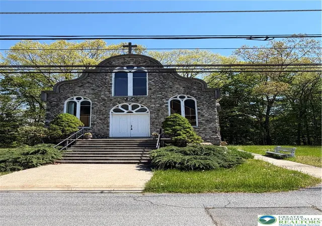 2nd image of 720 Delaware Ave, Mount Bethel, PA 18343 | MLS# 776322