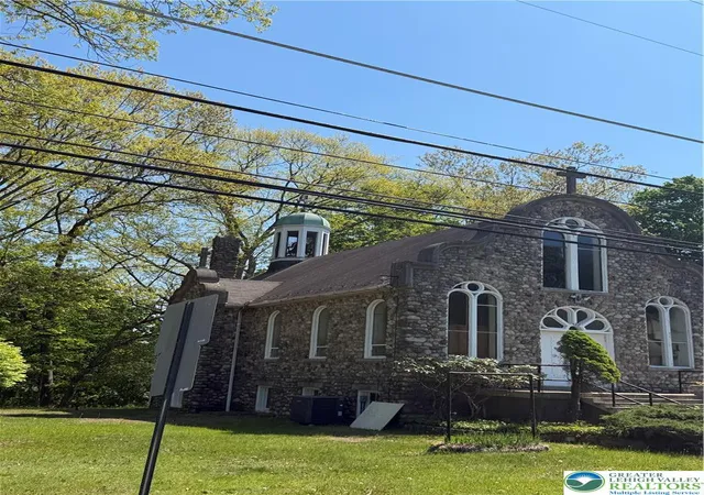 3rd image of 720 Delaware Ave, Mount Bethel, PA 18343 | MLS# 776322
