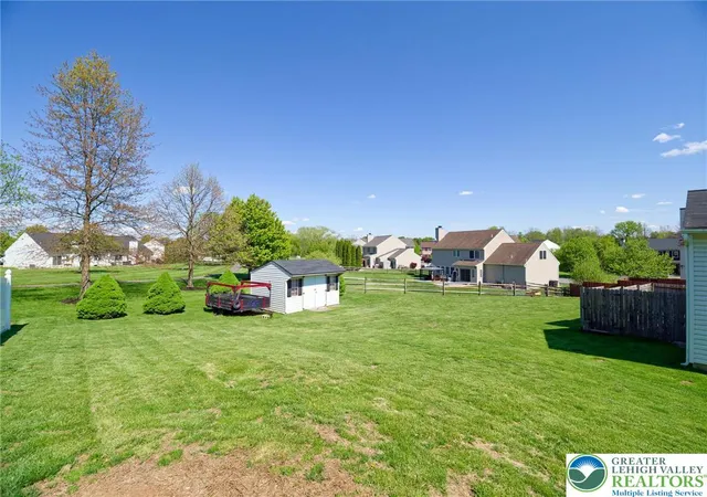 Photo 3 of Single family home for sale at 4217 Shadowstone Dr, Easton, PA 18040 | MLS# 775605 | Listing updated on 2026-08-20