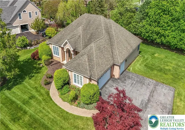 Photo 2 of Single family home for sale at 268 Jefferson Pl, Bethlehem, PA 18020 | MLS# 776687 | Listing updated on 2026-08-21