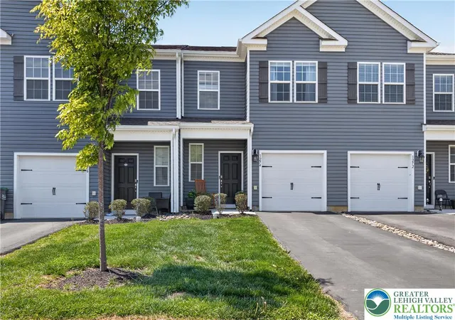Photo 1 of Sale Pending at 1274 Martin St, Bethlehem, PA 18018 | MLS# 776966 | Listing updated on 2026-08-25