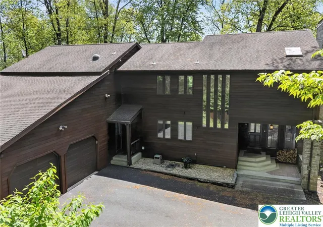 Photo 2 of Sale Pending at 5069 5th Street, Emmaus, PA 18049 | MLS# 776899 | Listing updated on 2026-08-21