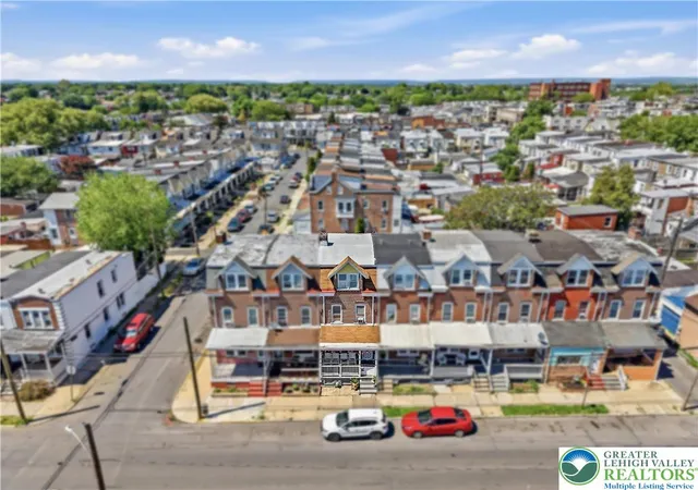 Photo 3 of Sale Pending at 1023 W Allen St, Allentown, PA 18102 | MLS# 777394 | Listing updated on 2026-08-18