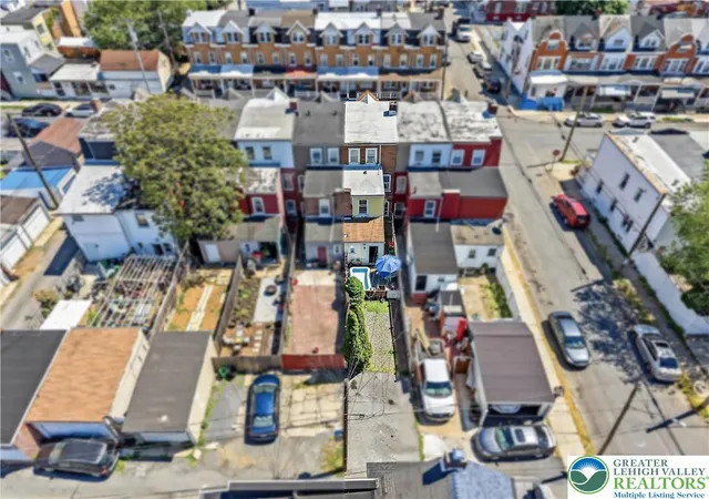 Photo 4 of Sale Pending at 1023 W Allen St, Allentown, PA 18102 | MLS# 777394 | Listing updated on 2026-08-18