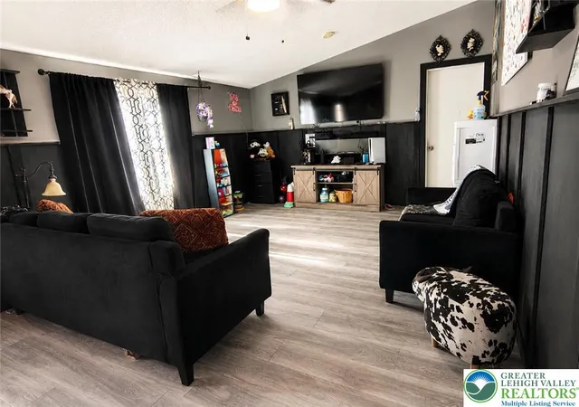 Photo 4 of Manufactured home for sale at 96 Cheyenne Ln, Lehighton, PA 18235 | MLS# 777734 | Listing updated on 2026-08-17