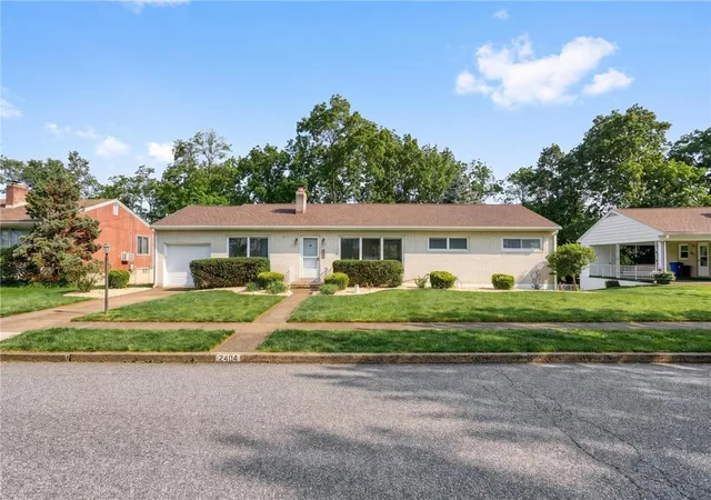 Photo 3 of Sale Pending at 2404 Jericho Dr, Harrisburg, PA 17110 | MLS# 776852 | Listing updated on 2026-06-08