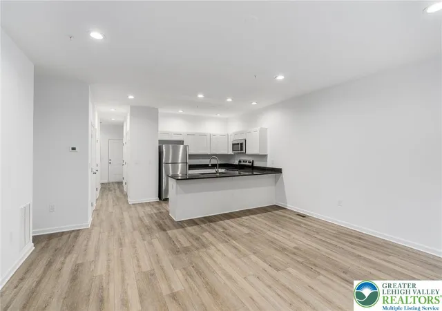 Photo 5 of Townhouse for sale at 315 Barber St #47, Allentown, PA 18103 | MLS# 778104 | Listing updated on 2026-08-26