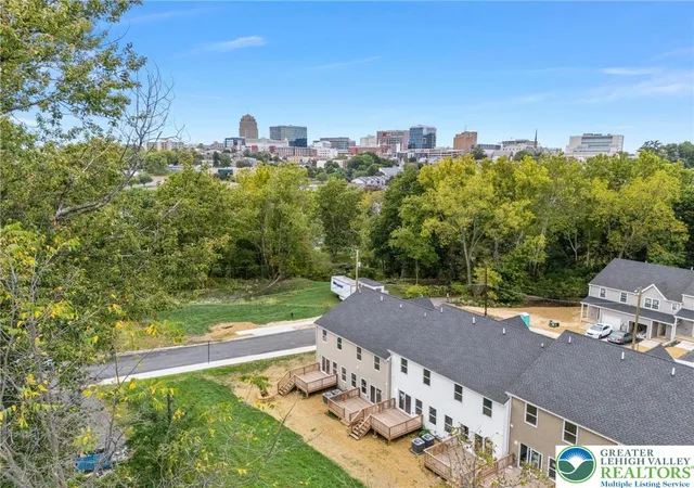 Photo 4 of Townhouse for sale at 331 Barber St #49, Allentown, PA 18103 | MLS# 778113 | Listing updated on 2026-08-26