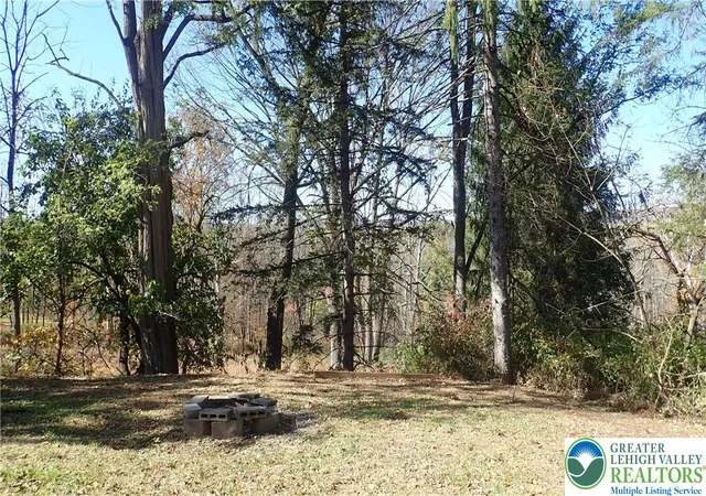 Photo 33 of Single family home for sale at 2556 N Delaware Dr, Mount Bethel, PA 18343 | MLS# 778228 | Listing updated on 2026-08-18