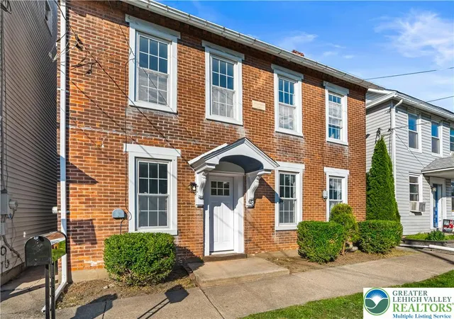 Photo 2 of Single family home for sale at 620 Monocacy Dr, Bath, PA 18014 | MLS# 778568 | Listing updated on 2026-08-26