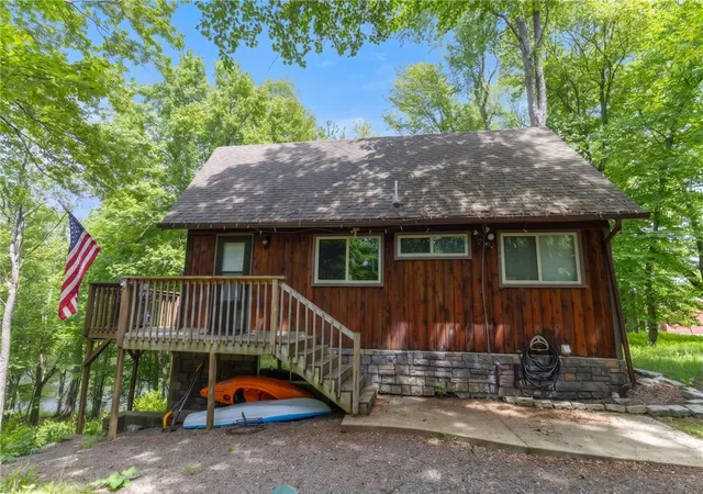 Photo 2 of Sale Pending at 477 Main St, Gouldsboro, PA 18424 | MLS# 777959 | Listing updated on 2026-08-17