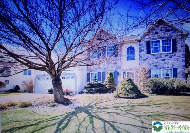 Photo 1 of Single family home for sale at 1560 Deer Path Rd, Easton, PA 18040 | MLS# 778677 | Listing updated on 2026-08-18