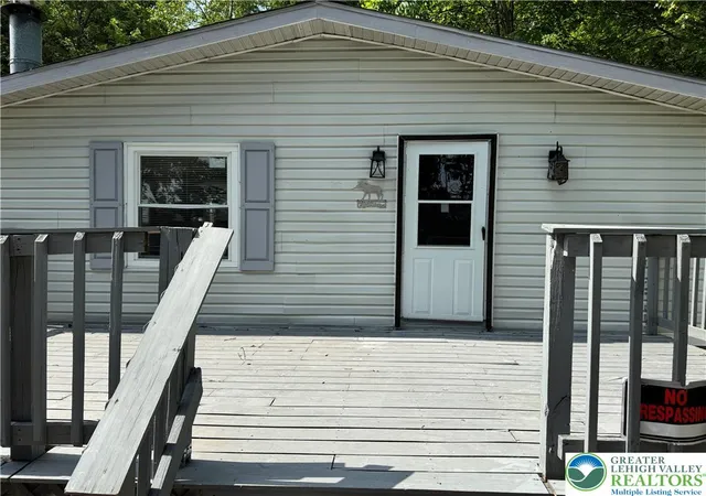 1st image of 15 School St, Barnesville, PA 18214 | MLS# 778872