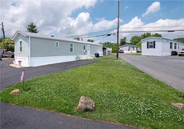 3rd image of 1190 Grange Rd #I-1, Allentown, PA 18106 | MLS# 779252