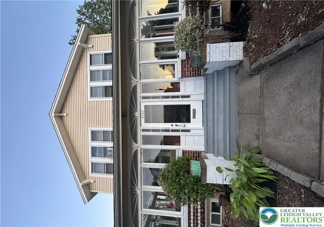 2nd image of 4330 Main St, Whitehall, PA 18052 | MLS# 779508