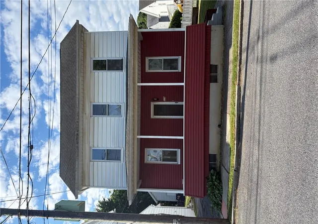 Photo 1 of Sale Pending at 119 E Washington St, Slatington, PA 18080 | MLS# 779648 | Listing updated on 2026-08-24