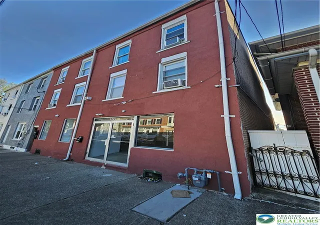 1st image of 322 Ridge Ave, Allentown, PA 18102 | MLS# 779935