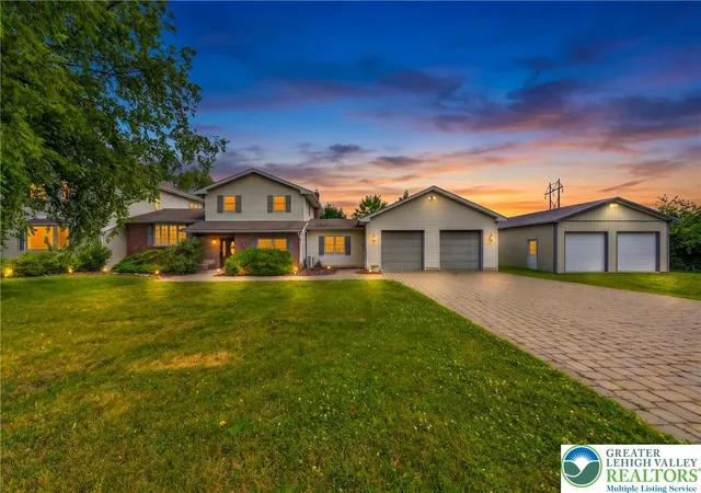 Photo 1 of Single family home for sale at 210 Frutchey Ct, Mount Bethel, PA 18343 | MLS# 780133 | Listing updated on 2026-08-24