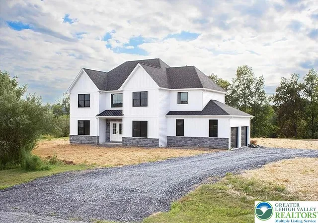Photo 1 of Single family home for sale at Woods Xing, Chestnuthill Twp, PA 18322 | MLS# 779932 | Listing updated on 2026-08-19