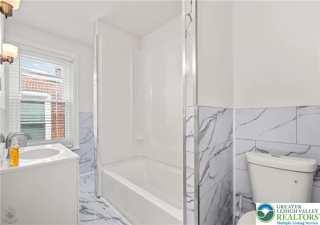 Photo 4 of Townhouse for sale at 1418 W Chew St, Allentown, PA 18102 | MLS# 780258 | Listing updated on 2026-08-23