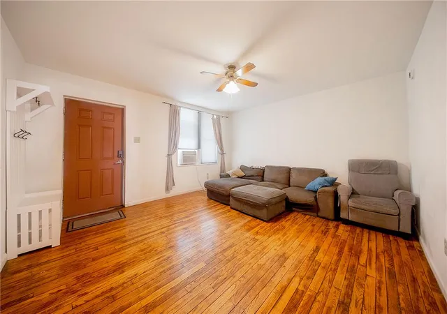 Photo 2 of Sale Pending at 943 S Filmore St, Allentown, PA 18103 | MLS# 780476 | Listing updated on 2026-08-22