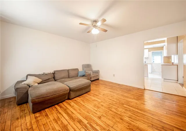 Photo 3 of Sale Pending at 943 S Filmore St, Allentown, PA 18103 | MLS# 780476 | Listing updated on 2026-08-22