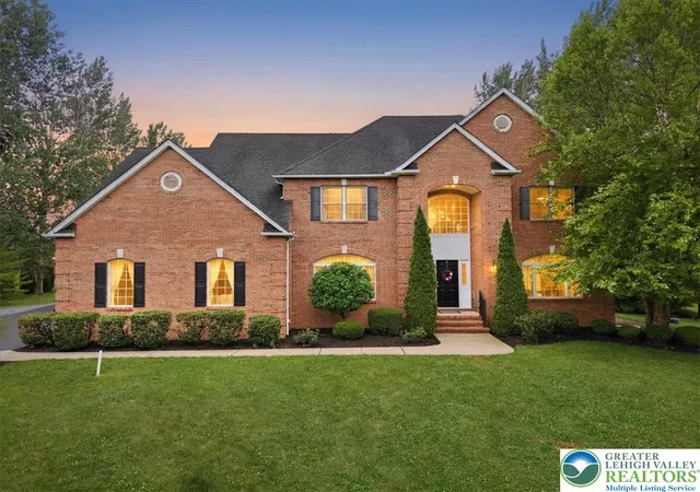 Photo 1 of Single family home for sale at 4559 Oakwood Ln, Nazareth, PA 18064 | MLS# 780316 | Listing updated on 2026-08-22