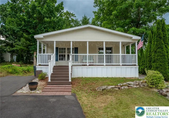 1st image of 211 Hope, New Ringgold, PA 17960 | MLS# 780689