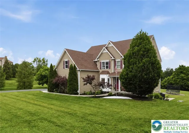 Photo 4 of Sale Pending at 1212 Miller Rd, Wind Gap, PA 18064 | MLS# 780598 | Listing updated on 2026-08-20