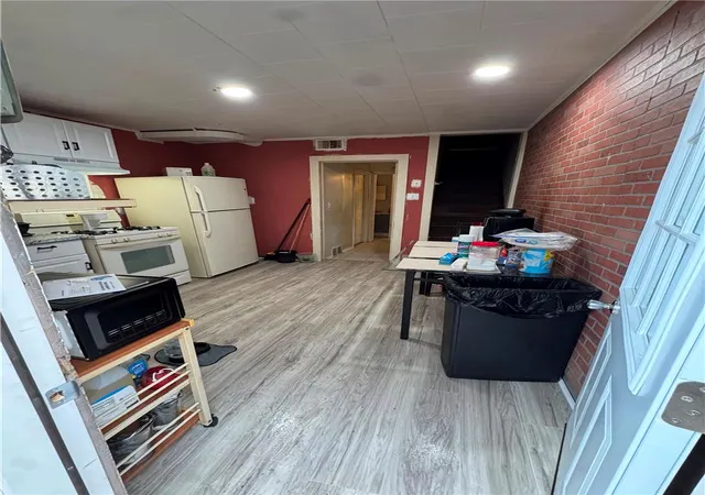 Photo 4 of Townhouse for sale at 530 N Jute St, Allentown, PA 18102 | MLS# 780965 | Listing updated on 2026-08-17