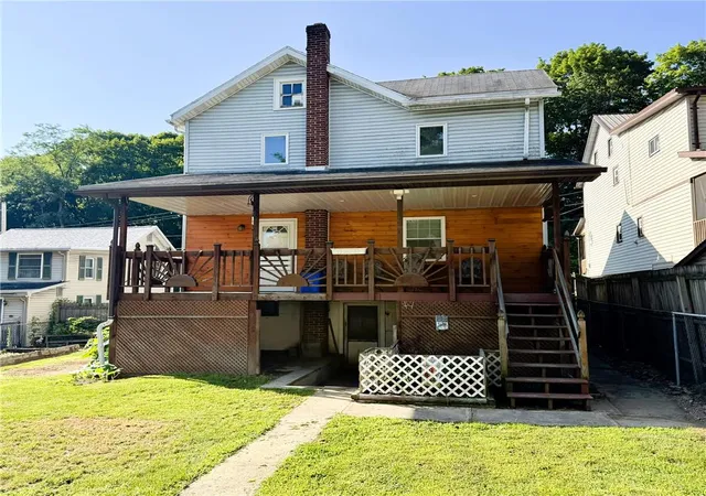 Photo 4 of Sale Pending at 130 Bridge St, Lehighton, PA 18235 | MLS# 781054 | Listing updated on 2026-08-23