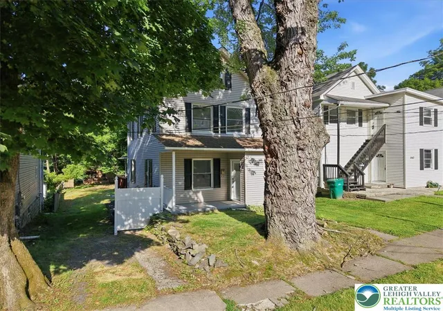 Photo 2 of Sale Pending at 271 Brodhead, East Stroudsburg, PA 18301 | MLS# 781272 | Listing updated on 2026-08-21